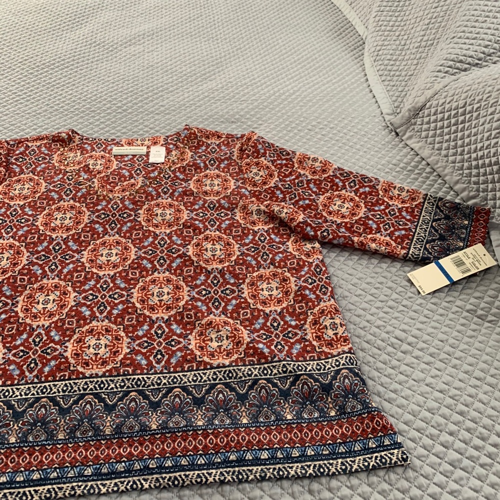 Lightweight multicolored blouse